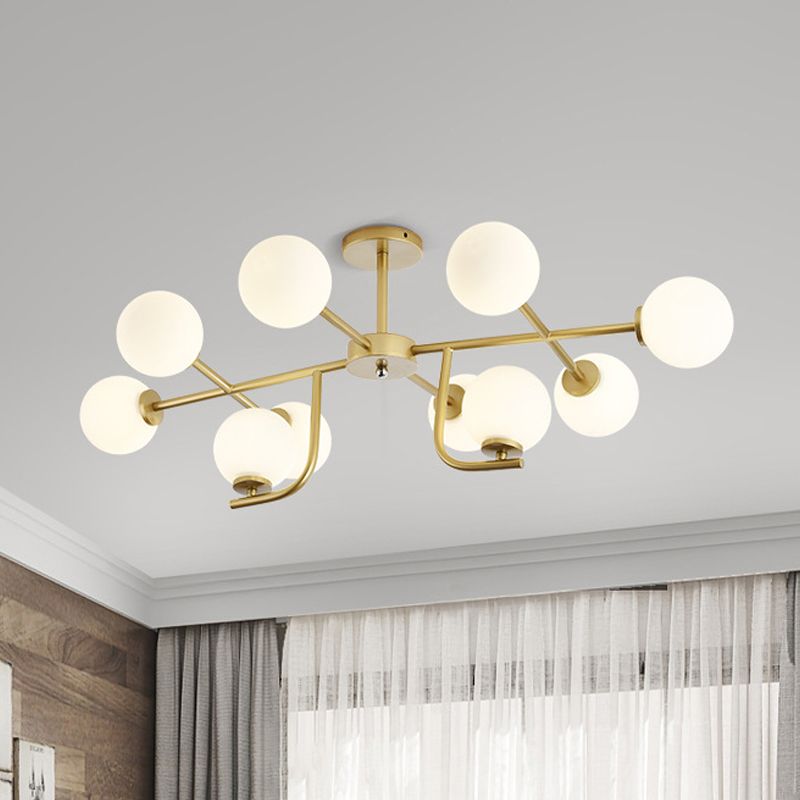 Gold Round Semi Flush Light Modernist 10 Bulbos de vidrio blanco cerca de la iluminación del techo