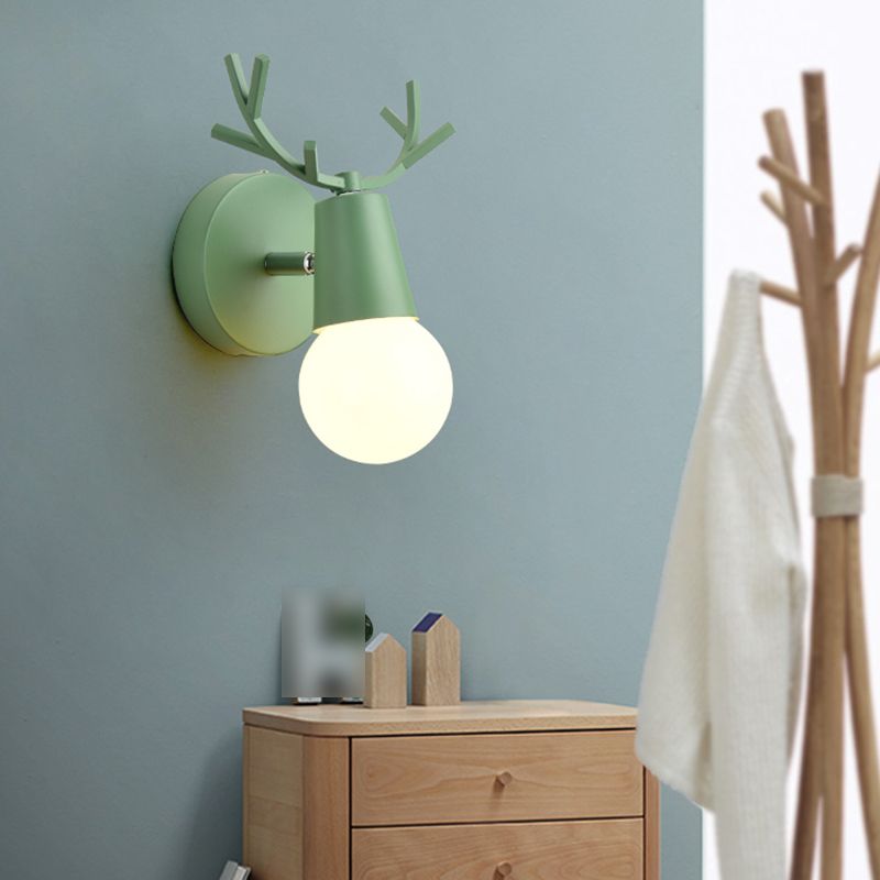 1-Light Unique Wall Sconce Modern Style Metal Wall Lighting for Dining Room