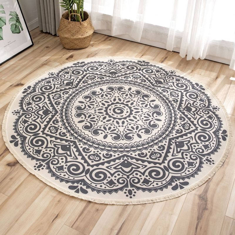 Traditional Floral Design Rug Moroccan Round Indoor Rug Cotton Blend Pet Friendly Area Carpet for Home Decoration