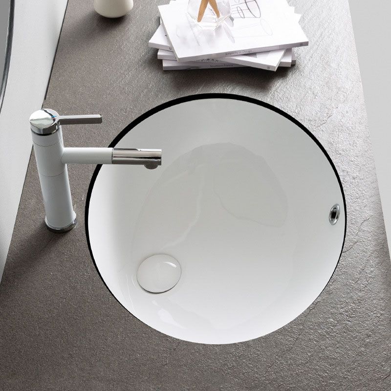 Rectangular and Oval Vessel Sink with No Craftsmanship Basin Sink(Not Including Faucet)