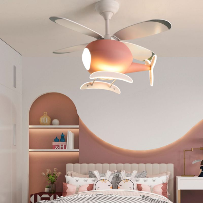 Vliegtuigvorm Metalen plafondventilatoren Kidstijl Multi -lichten plafondventilatorlamp