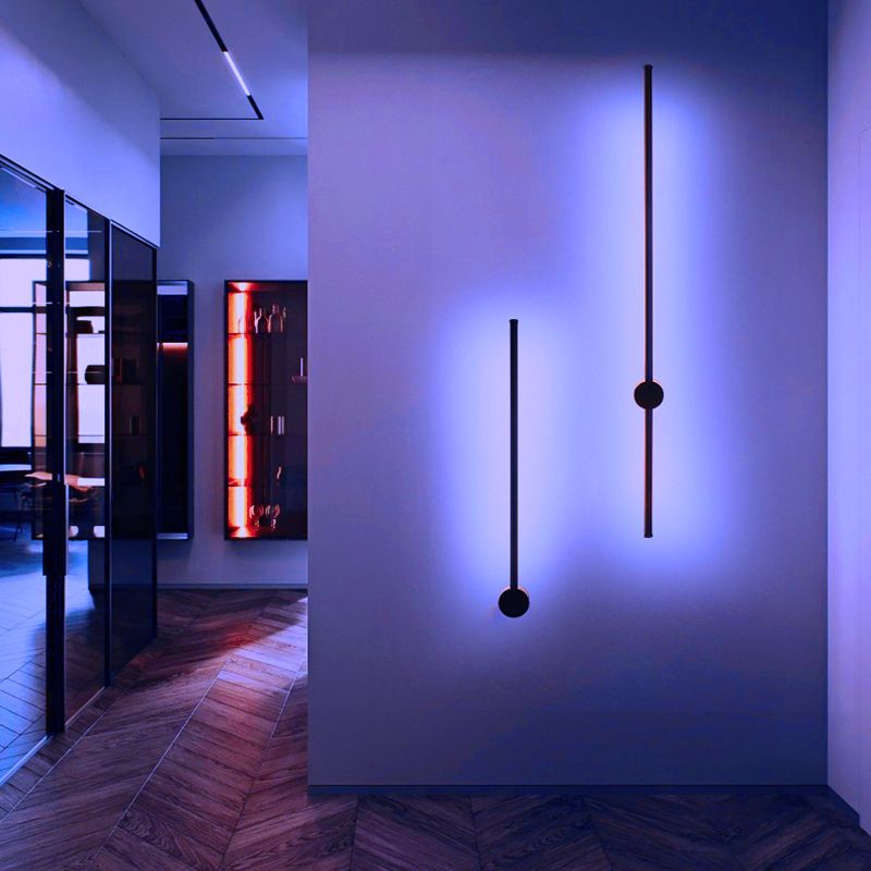 Modern Style Linear Wall Sconces Metal 1 Light Wall Mount Light Fixture in Black