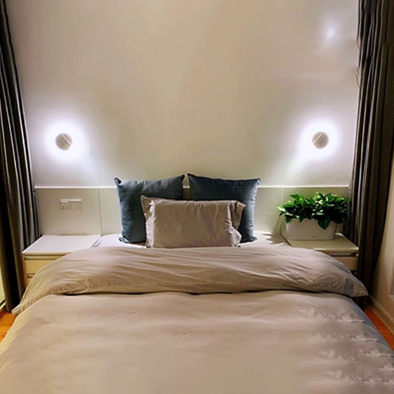 Contemporary Style Simplicity Wall Sconce Metal Shade Reading Lamp for Bedroom