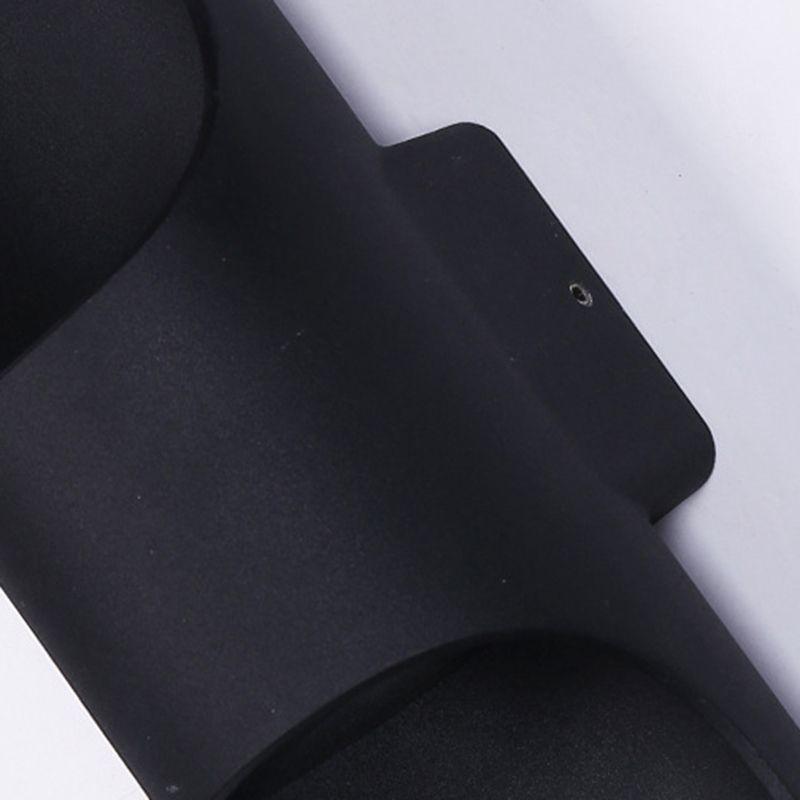 Single Black Modernism Wall Mounted Sconce Metallic Wall Light