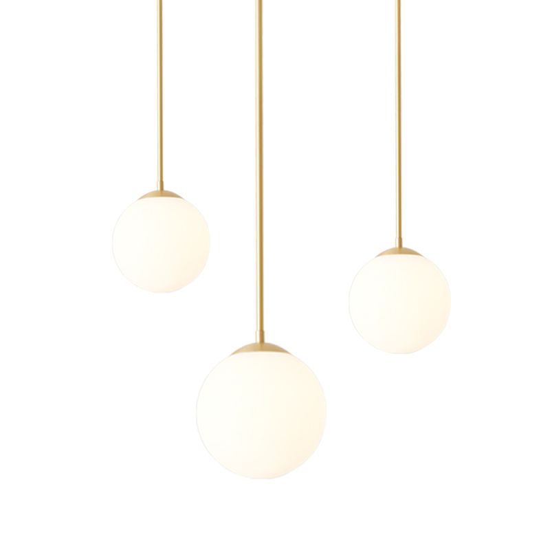 Salle de restauration sphérique lampe suspendue en verre blanc 1 bulbe de style simple léger en laiton