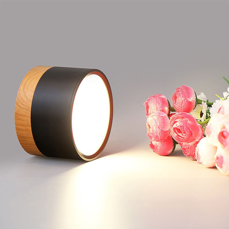 Moderne LED-Deckenleuchte, farbenfrohe Unterputzleuchte für den Flur