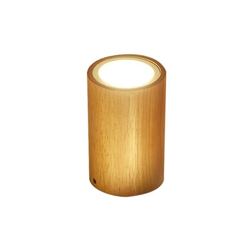 Round/Square Mini Corridor Ceiling Lamp Wooden 4"/6"/8" H LED Nordic Flush Mount Lighting in Beige