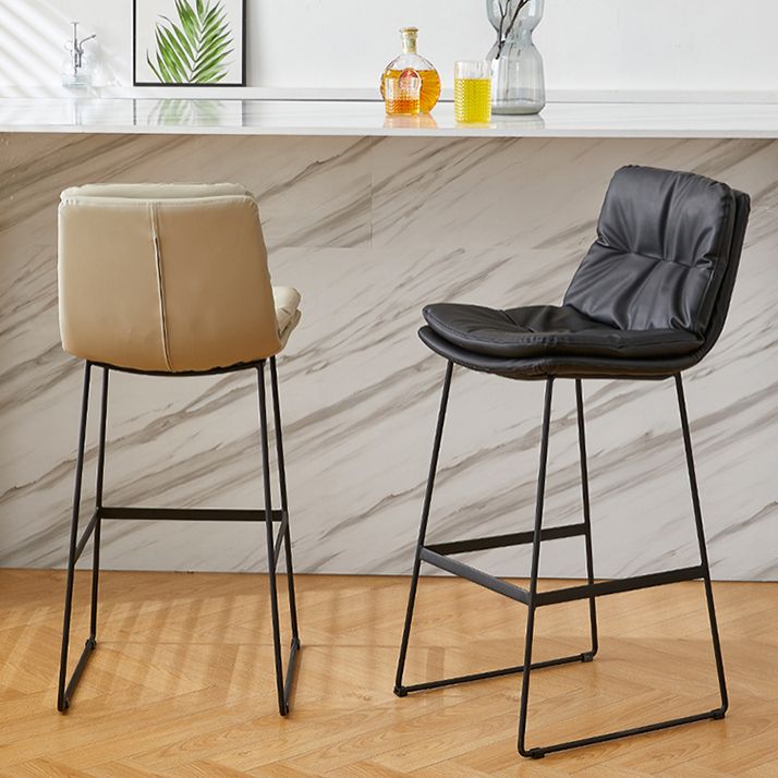 Scandinavian Coffee Shop Footrest Stool Matte Finish PU Leather Barstool