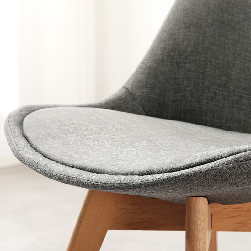 Upholstered Scandinavian Conference Room Side Chair Matte Finish Parsons Dining Chair