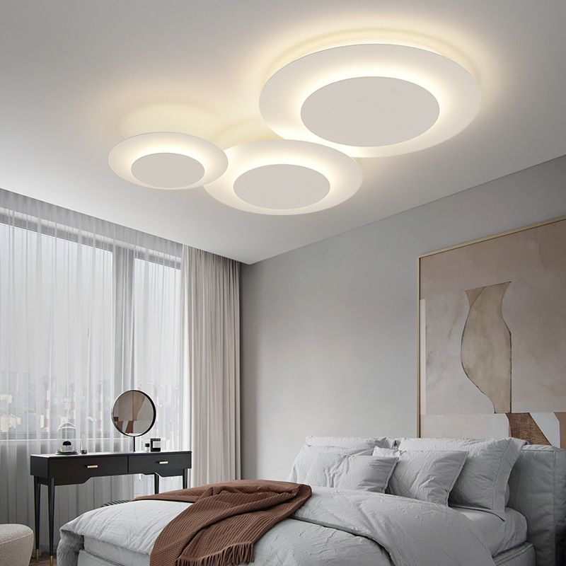Plafonnier LED de forme circulaire acrylique moderne 3 lumières encastré pour chambre à coucher
