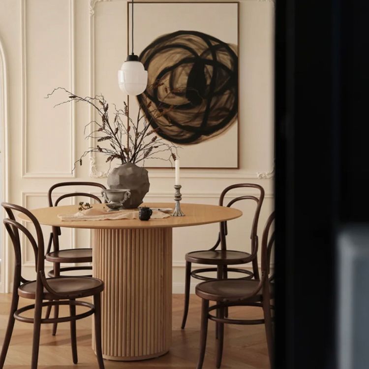 Solid Wood Dining Table Simplicity Style Brown Round Dinner Table for Home Kitchen