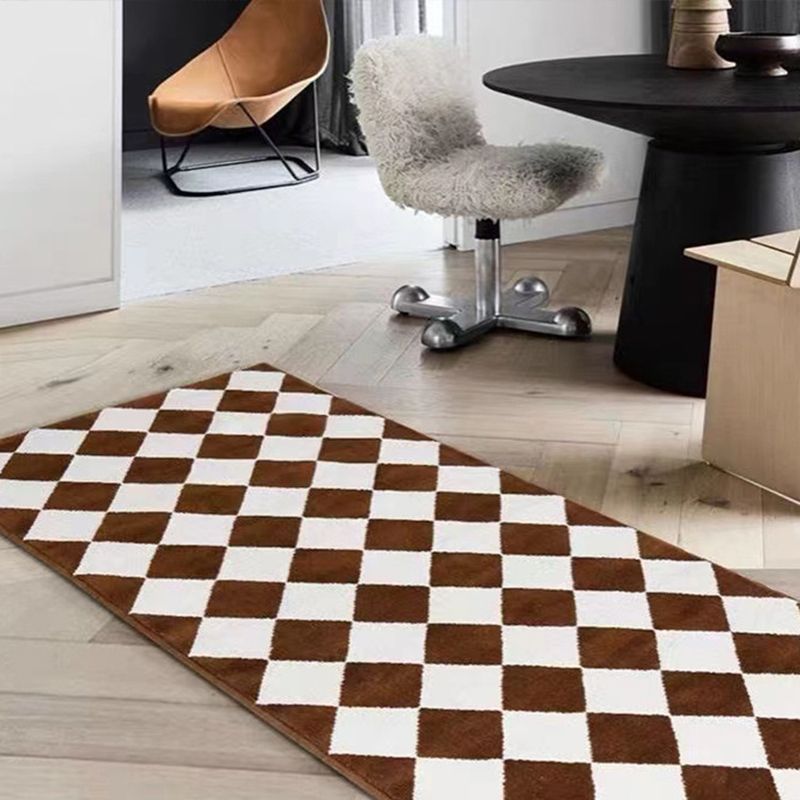 Brown Minimalist Rug Polyester Grid Rug Stain Resistant Rug for Home Decor