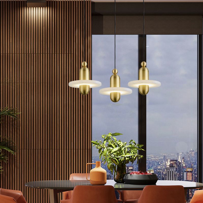 Postmoderne LED -Anhänger Licht Marmor Fliege Saucer -Nachthänzer Licht