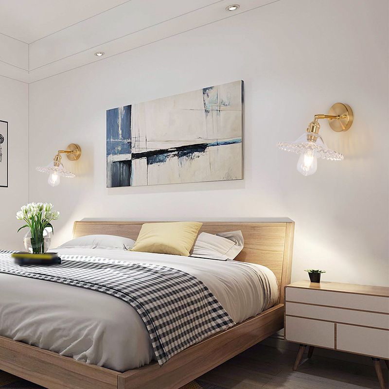 Metal Modern Wall Sconce Flower Shape Sconce Lights with Glass Shade for Bedroom