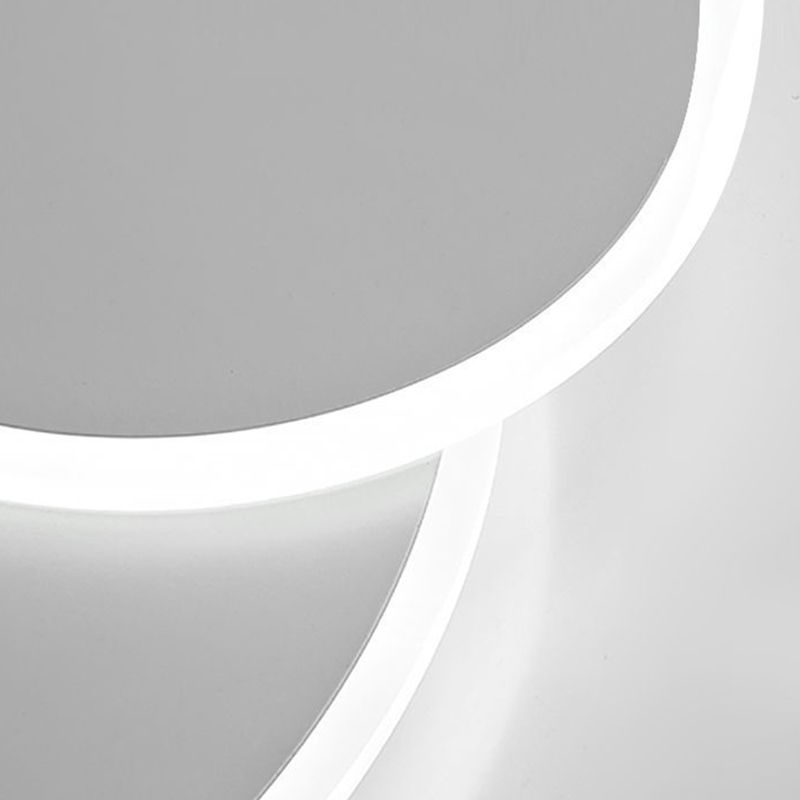 White LED Flush Mount Modern Metal Circle Ceiling Mounted Fixture for Bedroom