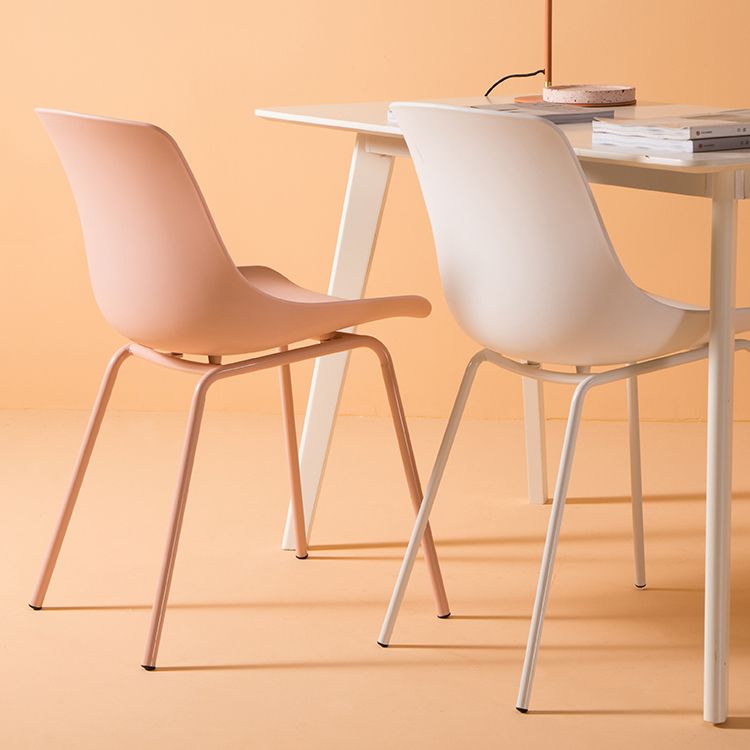 Sillas de comedor de estilo moderno, sillas laterales sin brazos con patas de metal