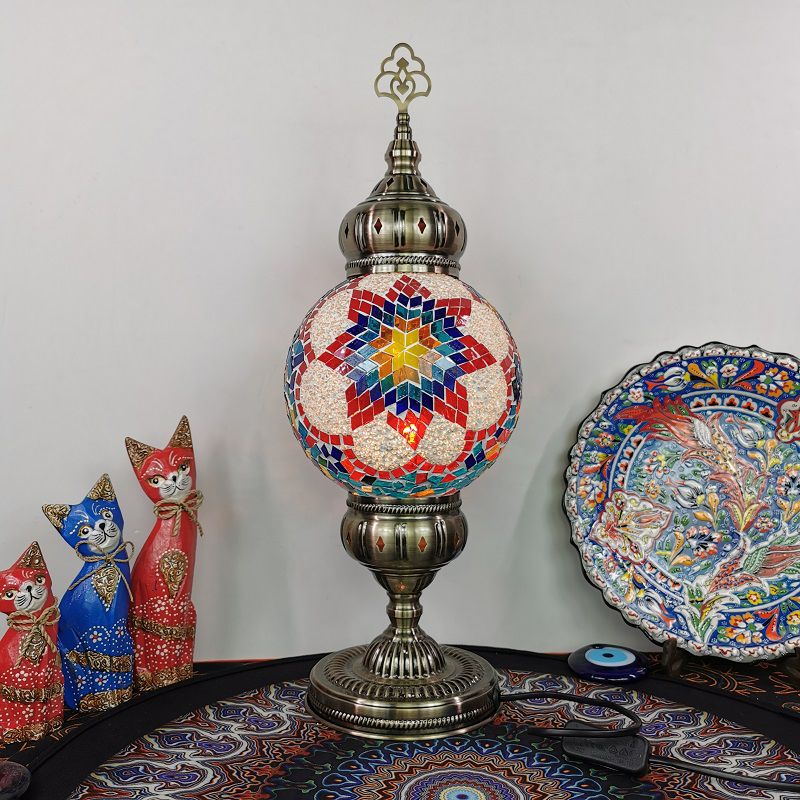 Handcrafted Art Glass Ball Desk Lamp Vintage 1 Head Living Room Nightstand Light in White/Beige/Yellow