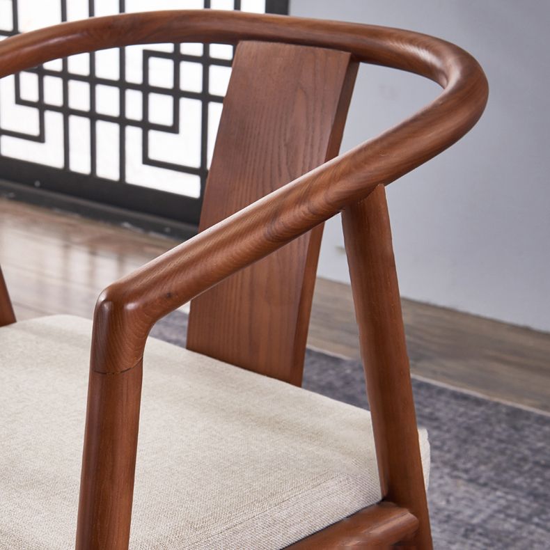 Silla de comedor tradicional para uso doméstico Silla de comedor con respaldo abierto de madera con brazo