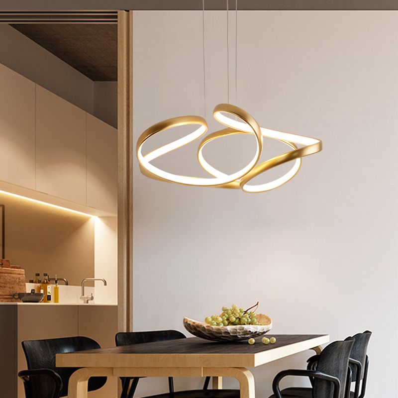 Lampada per il ristorante in metallo Twisty Led Lamting Lamping Slease Gold Hanging Lampada per il ristorante