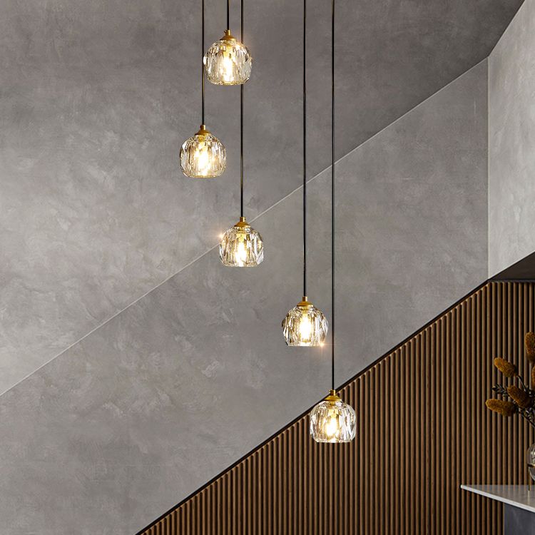Schattierte hängende Leuchte Moderne Stil Kristall Gold Anhängerleuchte für Treppe