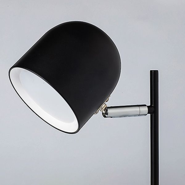 Lampe de table de nuit en métal en forme