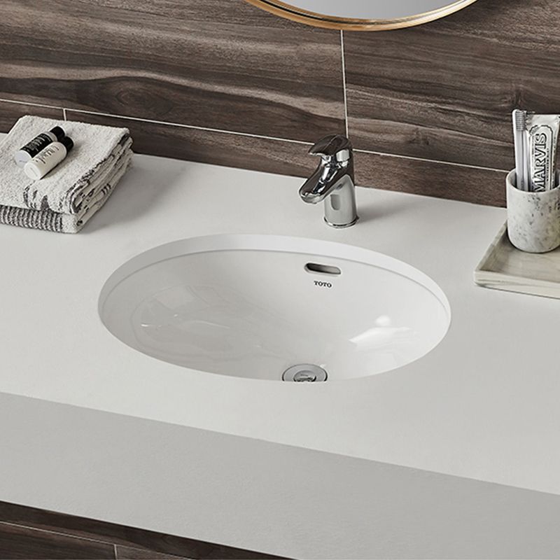 Oval Bathroom Sink Modern Style Overflow Hole Design Ceramic Bathroom Sink Only