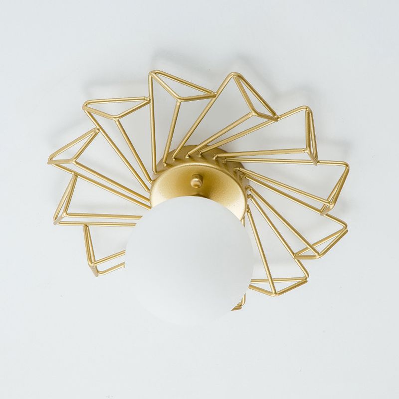 Modernism Single Black/Golden Flush Mount Lighting Metal Ceiling Light for Foyer