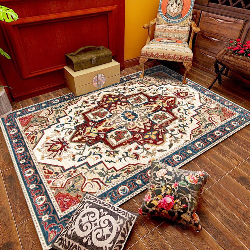 Elegant Red Tone Antique Carpet Polyester Medallion Indoor Rug Stain Resistant Rug for Living Room