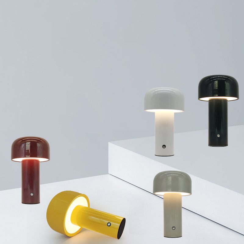 Nordic Style Metal Table Lampe Bunte 1 leichte Schreibtischlampe für das Restaurant
