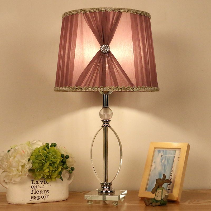 1 camera da letto leggera luce notturna lampada da comodino viola rustico con tonalità conico di cristallo