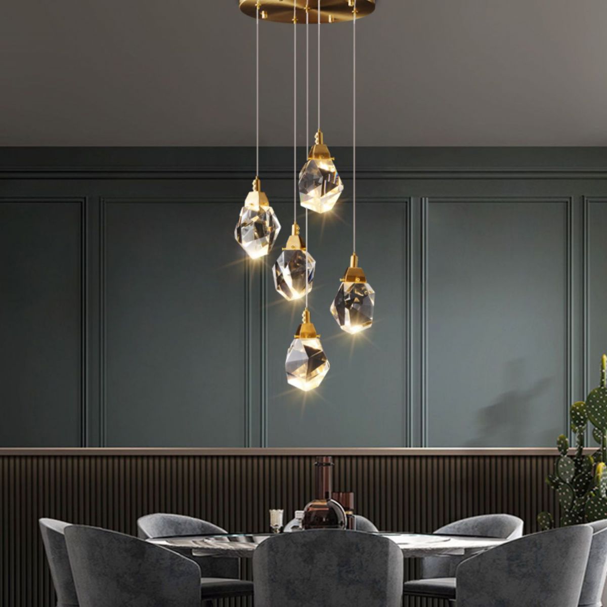 Postmoderne Einfachheit Geometrisch hängende Deckenleuchte Kristall -Aufhängung Anhänger Licht für das Restaurant