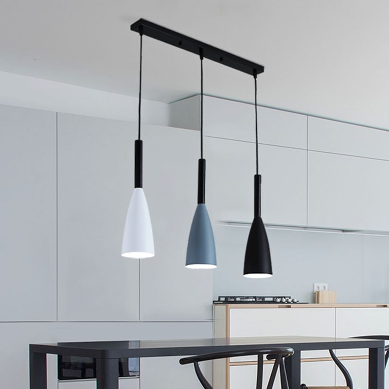 Lámpara de suspensión de 3 luces de tono de metal de estilo macarrón