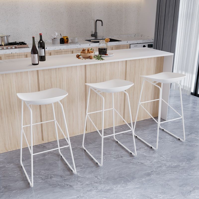 Taburete de bar de hierro de estilo moderno con reposapiés, taburete de bar Bristol para cocina