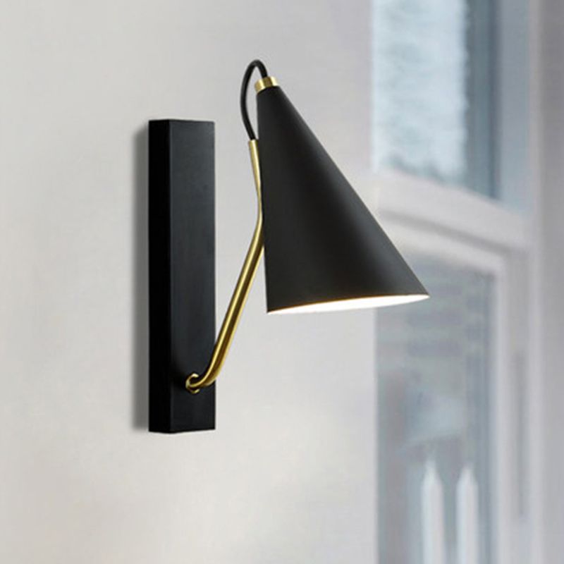 Contemporary Wall Sconce Household Metal Shade Wall Mounted Lamp for Sitting Room