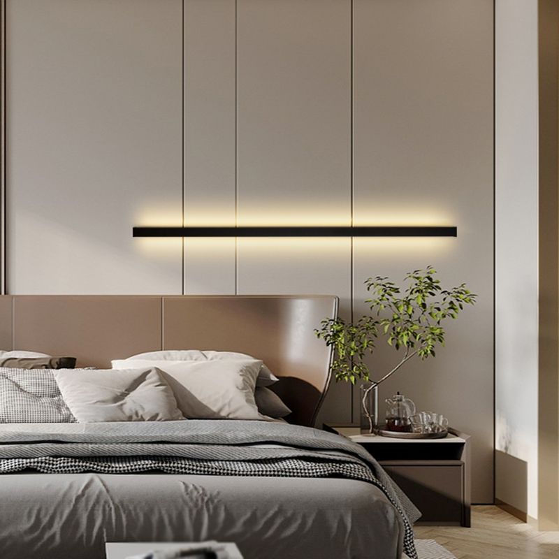 Linear Shape Metal Wall Lighting Modern Style 1-Light Wall Mounted Light in Black