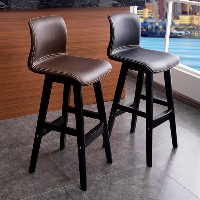 Scandinavian Rubberwood Home Stool Matte Finish Leather Barstool