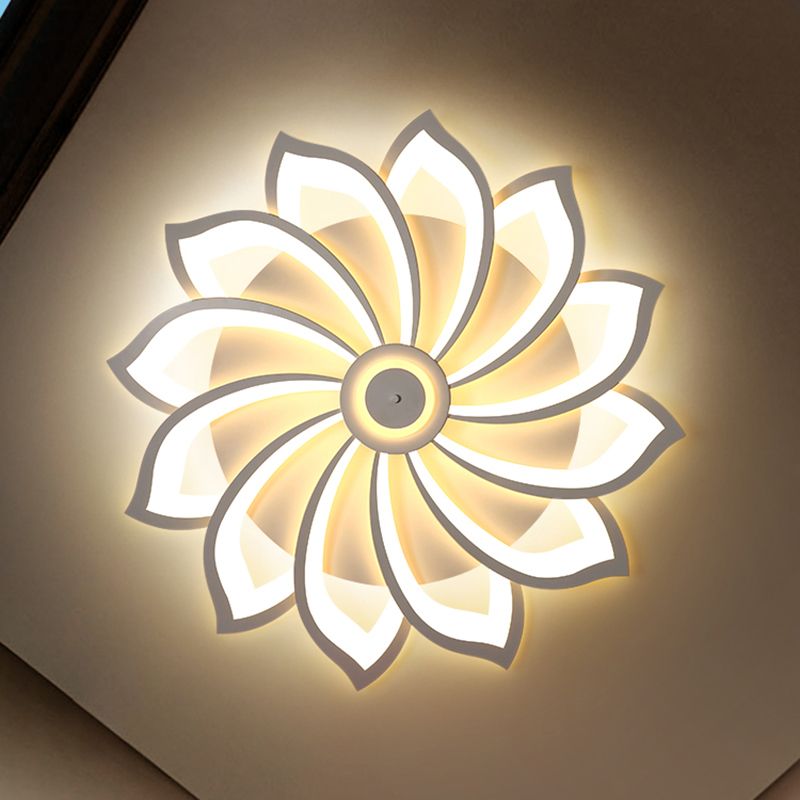 Simplicity Sunflower Ceiling Light Fixture Metal Living Room LED Flush Mount Fixture in White