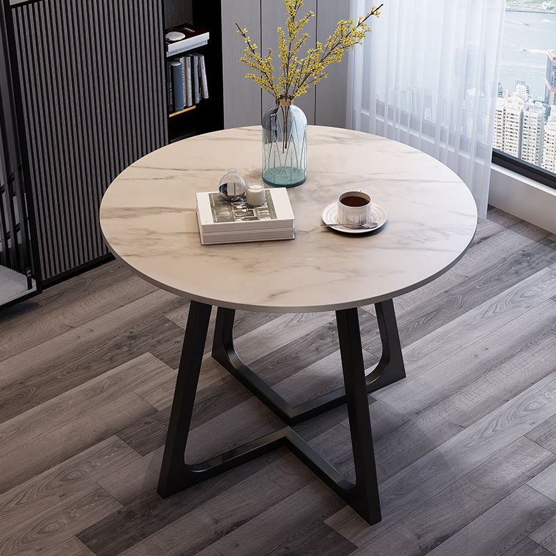 Traditioneller luxuriöser runder Esszimmer Tisch Sintered Steintisch mit doppelter Sockel
