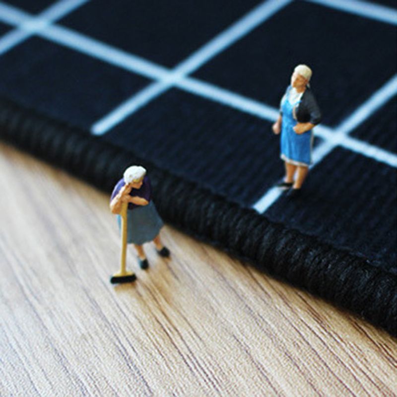 Minimalist Round Carpet Trendy Polyester Area Rug Stain Resistant Rug for Living Room