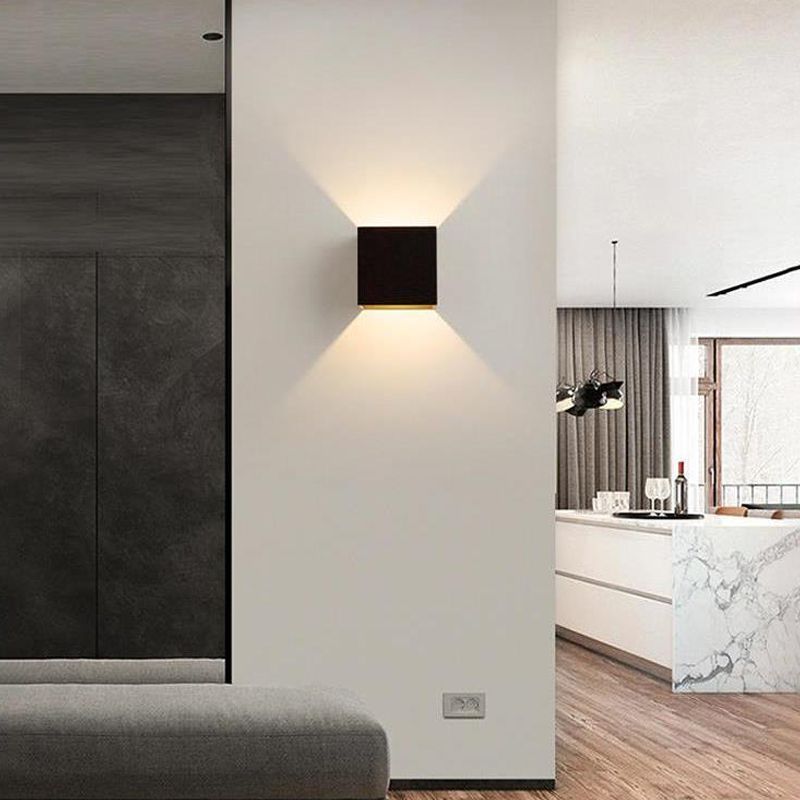 Square Shade Metal Wall Sconce Modern Style 2 Lights Wall Mount Lighting