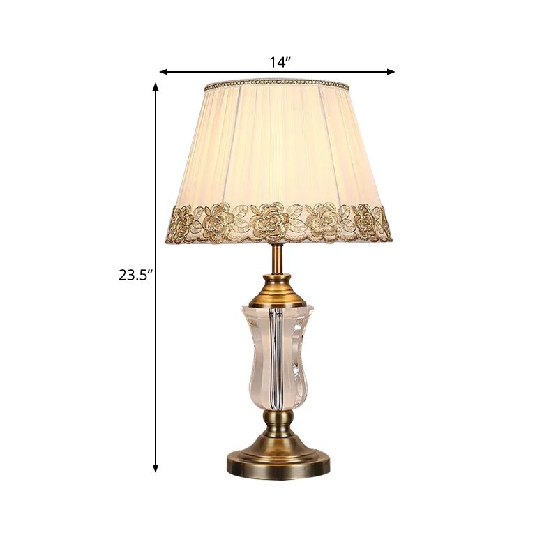 Barreau beige Lumière de nuit moderne 1 lampe de table en tissu léger avec support de lampe en cristal d'urne
