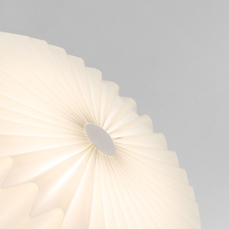 Round Flush Mount Ceiling Light 1 Light Acrylic Minimalist Flush Mount Ceiling Light for Bedroom
