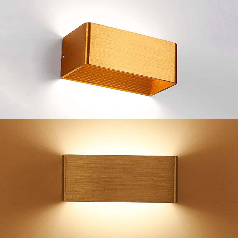 Modernistische rechthoekige metalen wand gemonteerd lamp 8 "/12" brede LED op en neer verlichting in goud/zwart/wit, wit/warme verlichting