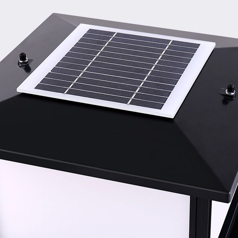 Contemporary LED Solar Lighting Fixture with Acrylic Shade for Garden