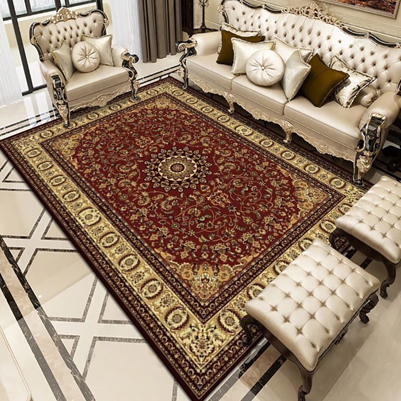 Wine Red Vintage Carpet Polyester Graphic Carpet Washable Carpet for Living Room