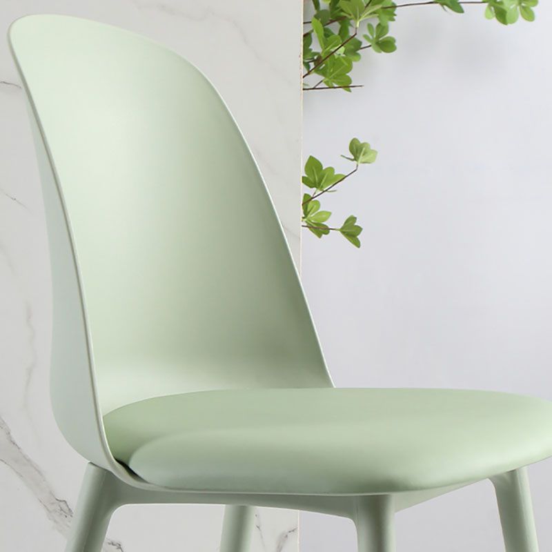 Silla lateral escandinava de plástico sin brazos, silla con respaldo sólido para el hogar