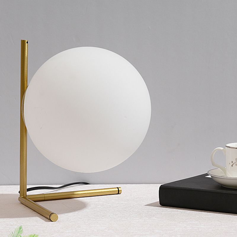 Lampada da tavolo minimalista in vetro bianco globo Lampada da comodino in stile nordico da 9,8 pollici per camera da letto