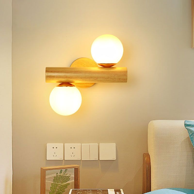 Luz de la pared de globo de vidrio de leche con base de madera 2 luces lámpara de pared contemporánea en blanco para el baño
