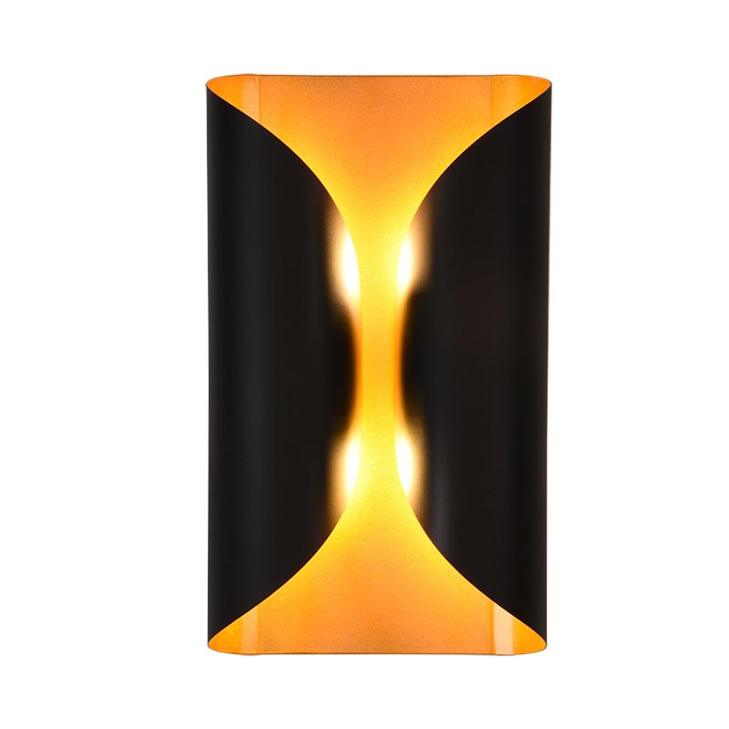 Lampada a parete in metallo curvo a parete contemporanea in stile oro-nere dell'illuminazione da parete