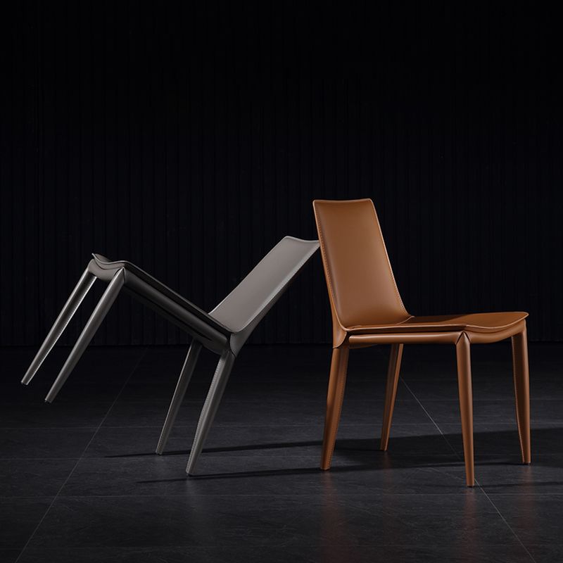 Silla de comedor sin brazos de cuero contemporánea Sillas de comedor de metal